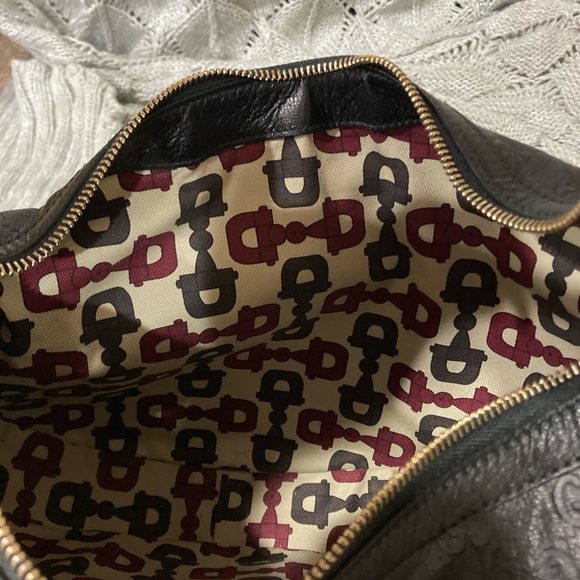 Gucci GG Vintage Canvas bag- crescent shaped handbag - Picture 6 of 6
